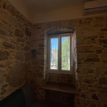 Q Mitropoli, Corfu Old Town Corfu (city)